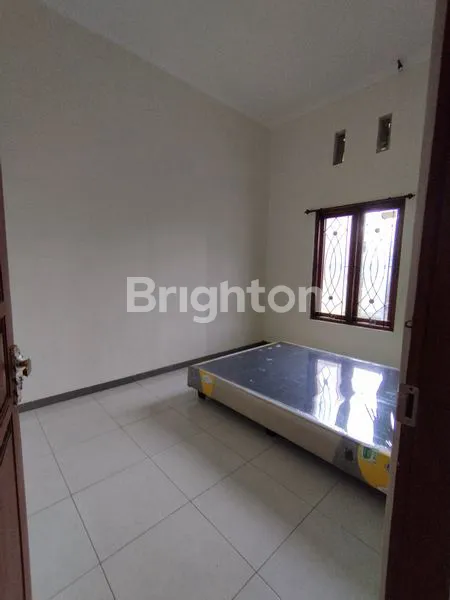 image RUMAH TENGAH KOTA SIAP HUNI KEDIRI (5)