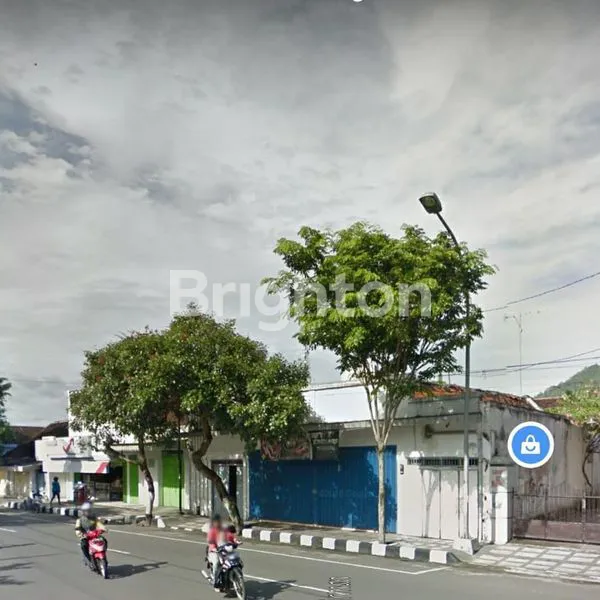 image RUKO PREMIUM 855M² DI PUSAT KOTA TRENGGALEK, DEKAT ALUN-ALUN (1)