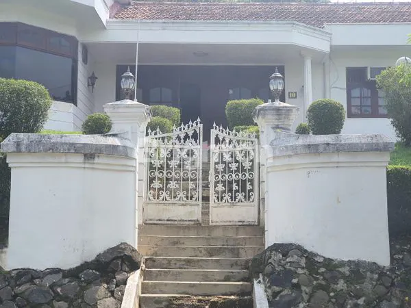 image HUNIAN NYAMAN DENGAN HALAMAN YANG LUAS POSISI HOOK (4)