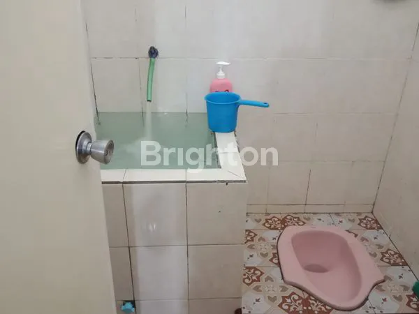 image RUMAH TERAWAT DAN SIAP HUNI DI WONOAYU (4)