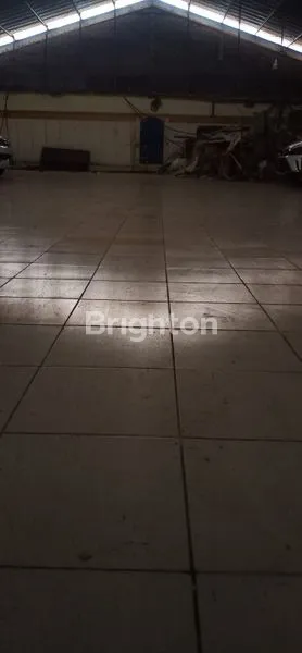 image RUKO ATAU RUMAH USAHA 2 LT DI RAYA RUNGKUT INDUSTRI SURABAYA COCOK UNTUK GUDANG ATAU HOME INDUSTRI (1)