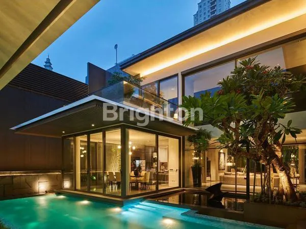 image RUMAH PAKUWON INDAH MODERN SANGAT MEWAH ADA SWIMMING POOL DEKAT MALL, PUSAT BISNIS DAN KOMERSIAL (3)