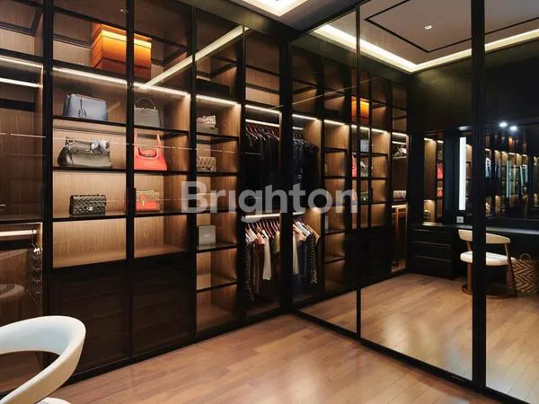 image RUMAH PAKUWON INDAH MODERN SANGAT MEWAH ADA SWIMMING POOL DEKAT MALL, PUSAT BISNIS DAN KOMERSIAL (5)