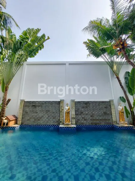 image RUMAH MEWAH SIAP HUNI DI MENTENG (8)