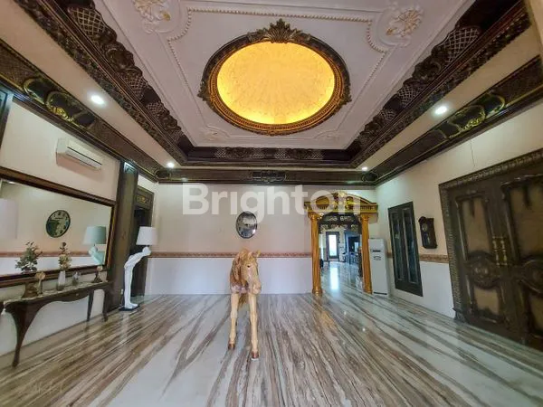 image RUMAH MEWAH SIAP HUNI DI MENTENG (5)