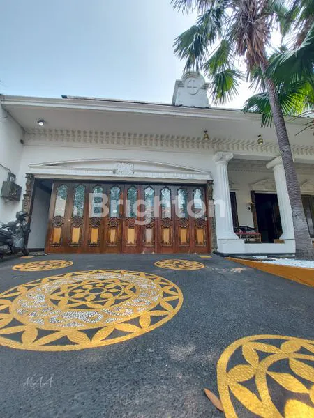 image RUMAH MEWAH SIAP HUNI DI MENTENG (1)