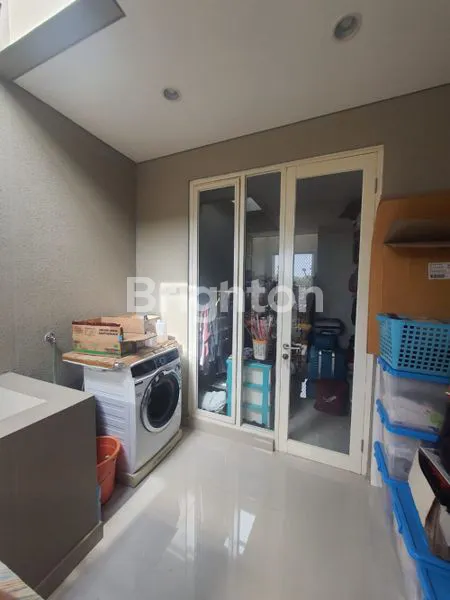 image RUMAH MINIMALIS THE GREENLAKE CITRALAND (11)