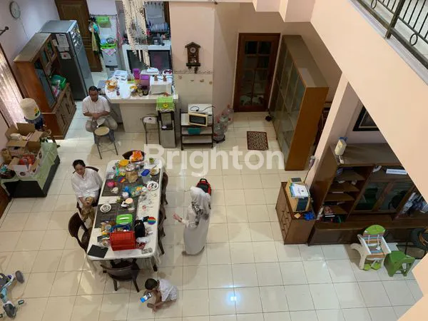 image RUMAH MEWAH SURABAYA TIMUR PANTAI MENTARI KENJERAN MERR DEKAT PAKUWON (1)