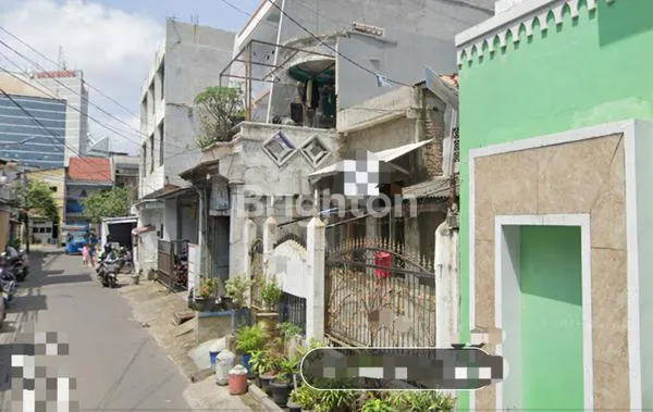 image RUMAH TUA LAYAK HUNI DI KEMAYORAN (2)