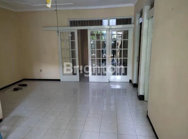 image RUMAH TENGAH KOTA DEKAT TOL (5)