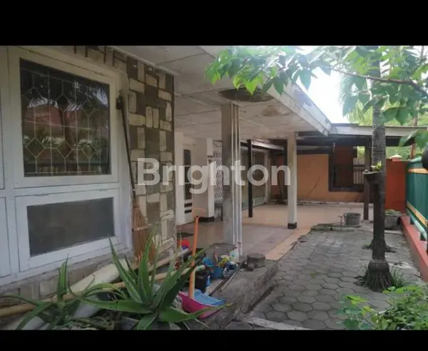 image RUMAH DEKAT PUSAT KOTA SURABAYA HARGA HITUNG TANAH (4)