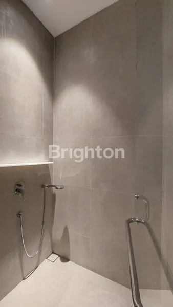 image DIJUAL VILLA KINGS PARK BATU, BARU GRESS (5)