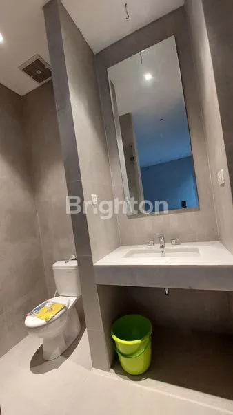 image DIJUAL VILLA KINGS PARK BATU, BARU GRESS (8)