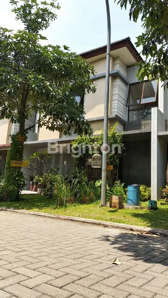 image RUMAH 2 LANTAI, KONDISI TERAWAT, SIAP HUNI DI EMINENT CLUSTER PRECIA (1)