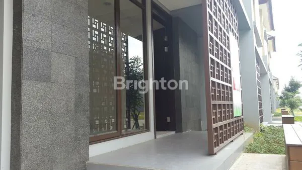 image RUMAH 2 LANTAI, KONDISI TERAWAT, SIAP HUNI DI EMINENT CLUSTER PRECIA (2)