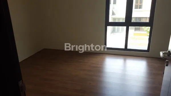 image RUMAH 2 LANTAI, KONDISI TERAWAT, SIAP HUNI DI EMINENT CLUSTER PRECIA (5)