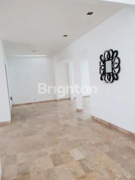 image 2 LANTAI KAWASAN PRIVATE (6)