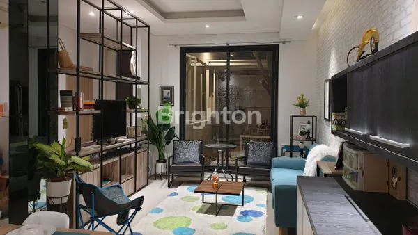 image RUMAH ROYALRESIDENCE  MINIMALIS FURNISHED CIAMIK (3)