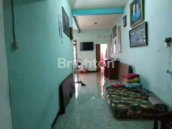 image RUMAH NOL JALAN MASTRIP COCOK UNTUK USAHA DAN DEKAT DENGAN TOL WARUGUNUNG DAN TOL GUNUNG SARI, WIYUNG, KEBRAON, SEPANJANG (3)