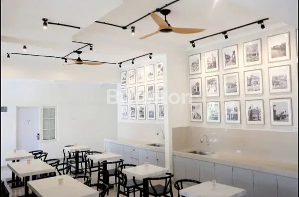 image HOTEL MEWAH DESIGN WESTERN 20 SUITEROOM DI PUSAT KULINER KOTA MALANG (7)