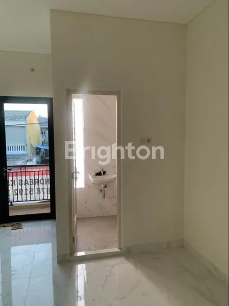 image RUMAH BARU GRESS MINIMALIS SIAP HUNI SIMPANG DARMO PERMAI UTARA  (8)