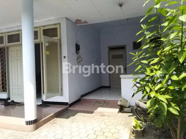 image RUMAH TERAWAT 1 LANTAI LOKASI STRATEGIS MOJOKERTO JAWA TIMUR (4)