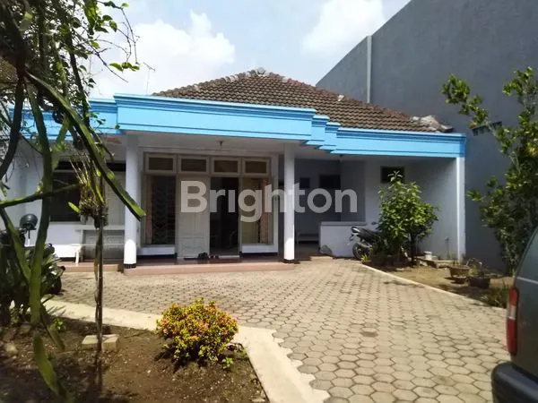 image RUMAH TERAWAT 1 LANTAI LOKASI STRATEGIS MOJOKERTO JAWA TIMUR (6)