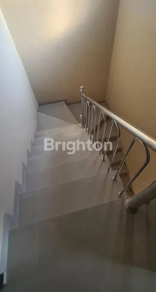 image TOWN HOUSE MINIMALIS (3)