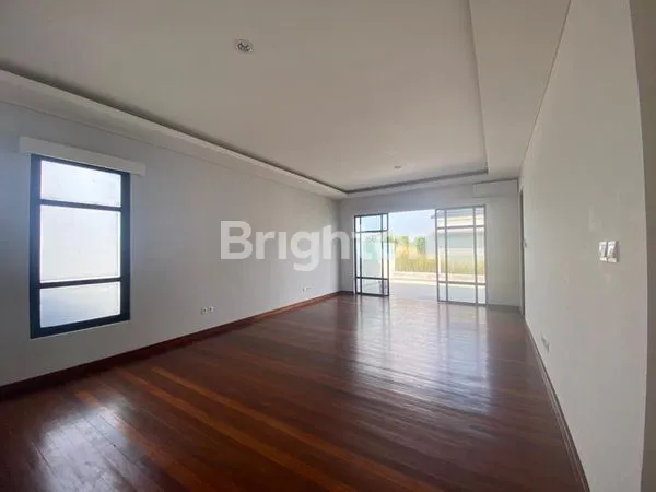 image FREEHOLD VILLA IN CLUSTER LOKASI STRATEGIS DEKAT JALAN UTAMA (2)