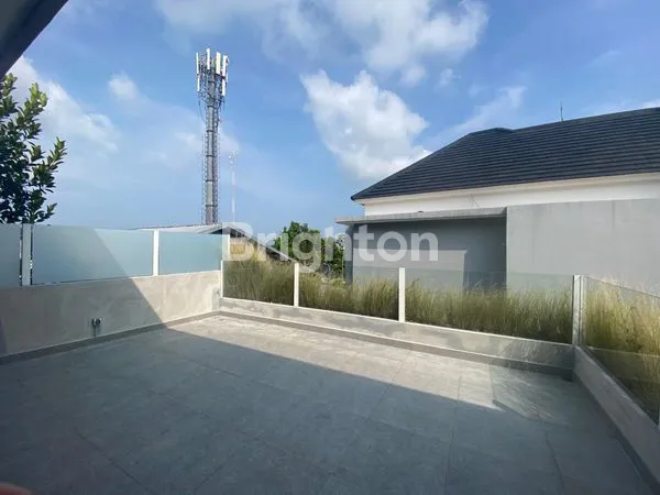 image FREEHOLD VILLA IN CLUSTER LOKASI STRATEGIS DEKAT JALAN UTAMA (3)