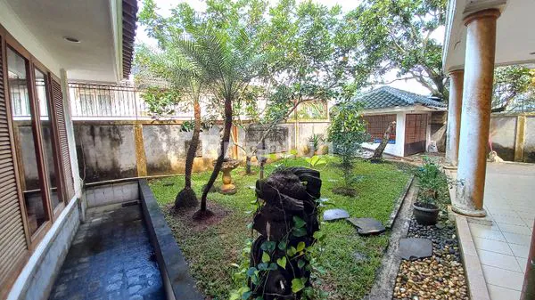 image RUMAH FULL FURNISHED DI SENTUL CITY CLUSTER BUKIT GOLF (7)