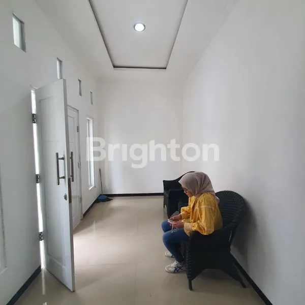 image RUMAH BARU DI PERUMAHAN MRICAN BONUS KURSI TAMU (3)