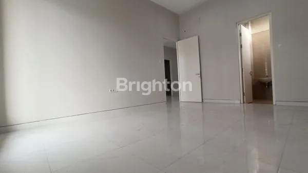 image RUMAH BARU DAN GRESS 2 LT DI MANYAR TIRTOASRI SURABAYA (4)