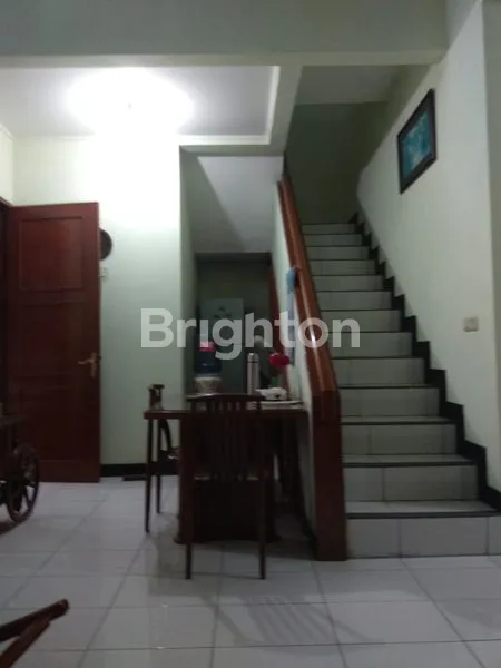 image RUMAH TINGGAL DI AREA YANG TENANG (4)