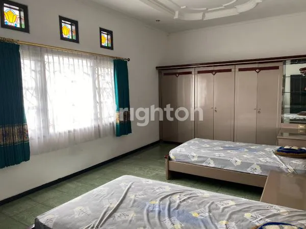 image RUMAH MEWAH DEKAT SUPERMARKET LAI-LAI DI TIDAR (5)