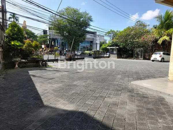 image DISEWA / DIJUAL RUKO 3 LANTAI DI JALAN COKROAMINOTO – LOKASI SUPER STRATEGIS & RAMAI” (8)