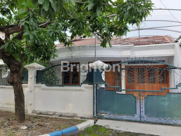 image RUMAH DI BARUK UTARA SURABAYA (1)