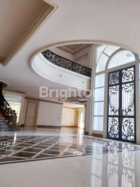 image RUMAH PAKUWON INDAH CLASSIC SANGAT MEWAH DEKAT MALL, PUSAT BISNIS DAN KOMERSIAL (2)