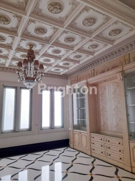 image RUMAH PAKUWON INDAH CLASSIC SANGAT MEWAH DEKAT MALL, PUSAT BISNIS DAN KOMERSIAL (6)