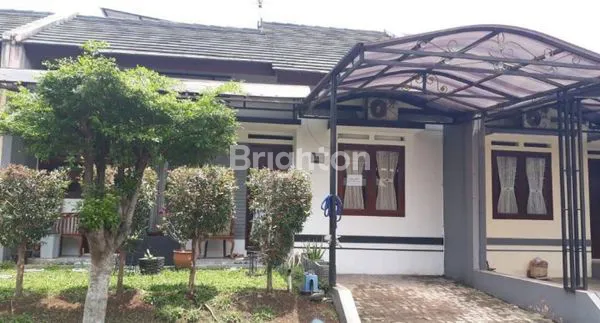 image RUMAH CANTIK DI PERUMAHAN SINBAD (3)