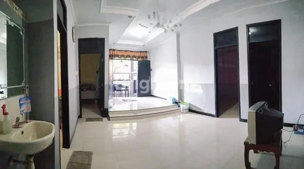 image BU CEPAT RUMAH POJOK 2 LANTAI SIAP HUNI (5)