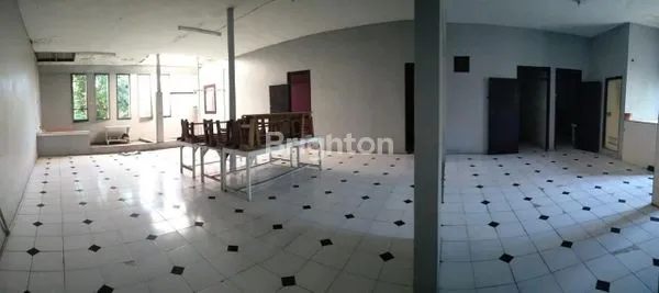 image BU CEPAT RUMAH POJOK 2 LANTAI SIAP HUNI (4)