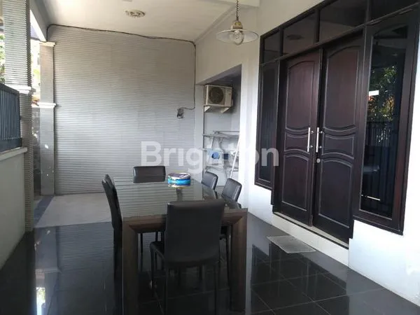 image BU CEPAT RUMAH POJOK 2 LANTAI SIAP HUNI (6)