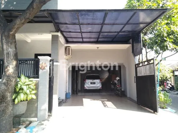 image BU CEPAT RUMAH POJOK 2 LANTAI SIAP HUNI (3)