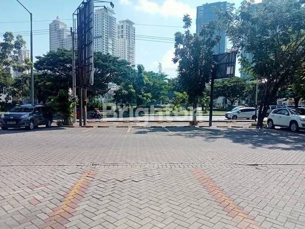 image RUKO 4 LANTAI DI PLAZA GRAHA FAMILY SURABAYA (7)