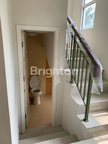 image RUMAH DI DAERAH GADING SERPONG SAMARA VILLAGE MASIH SEGEL DAN SIAP HUNI (3)