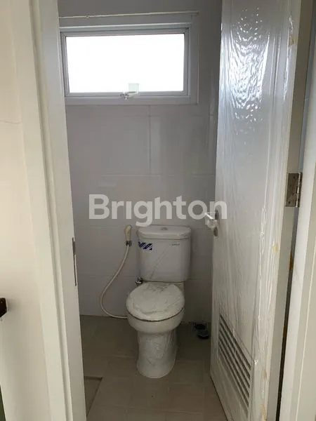 image RUMAH DI DAERAH GADING SERPONG SAMARA VILLAGE MASIH SEGEL DAN SIAP HUNI (8)