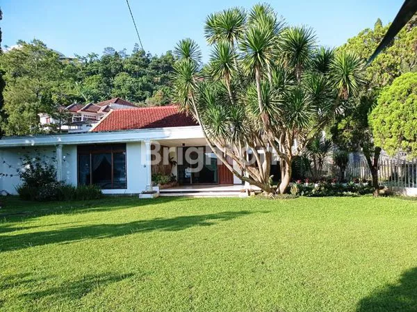 VILLA SIAP HUNI DI NUSA INDAH TRETES PANDAAN PASURUAN ASRI DAN NYAMAN