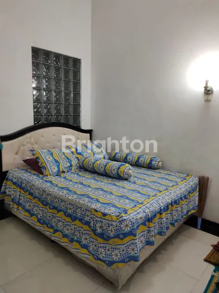 image RUMAH MEWAH DI PADEPOKAN GANESHA GAYAMSARI SEMARANG (3)