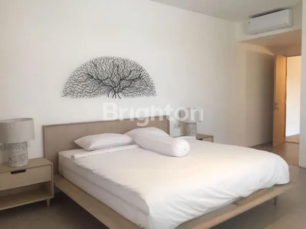 image CHARMING MODERN VILLA AT SEMINYAK SELANGKAH KE PANTAI BATU BELIG (5)